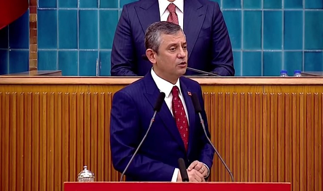 Özgür Özer